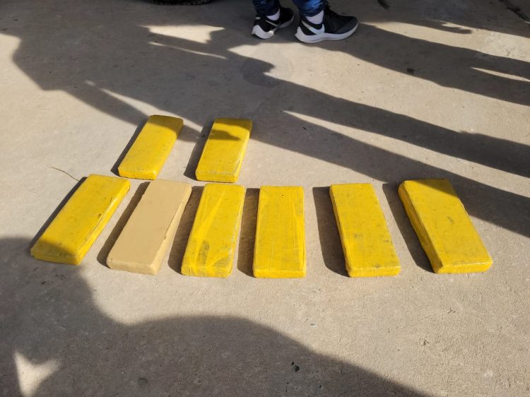 Policía Federal desarticuló banda narco que usaba móviles truchos de Vialidad Nacional