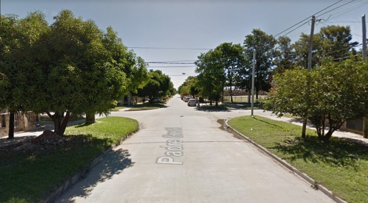 Encuentran mujer tirada en la calle con quemaduras pero nadie sabe qué le pasó