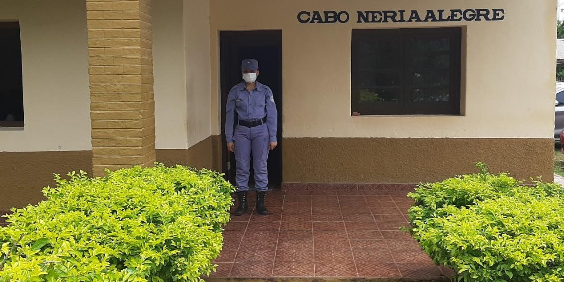 Dio una golpiza a sus hijos y mandó a uno al hospital: quedó detenida