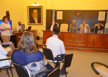 La Justicia informatizará trámites y se podrá acceder desde una PC o un celular