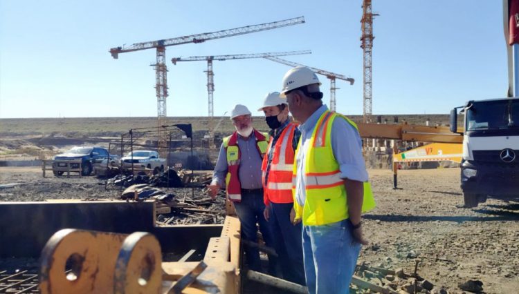 Primera aparición de De Vido como Director Ejecutivo de Yacyretá