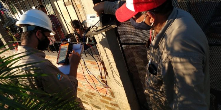 Odisea de usuario para que le reconozcan bienes dañados por fallas en la tensión eléctrica