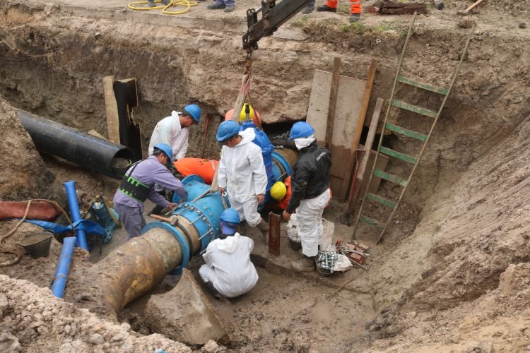 Por mantenimiento, no habrá servicio de agua potable en el barrio 12 de Octubre