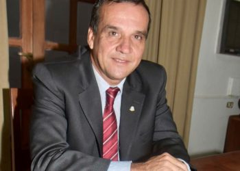 Proponen comprar deuda de los empleados estatales provinciales y municipales