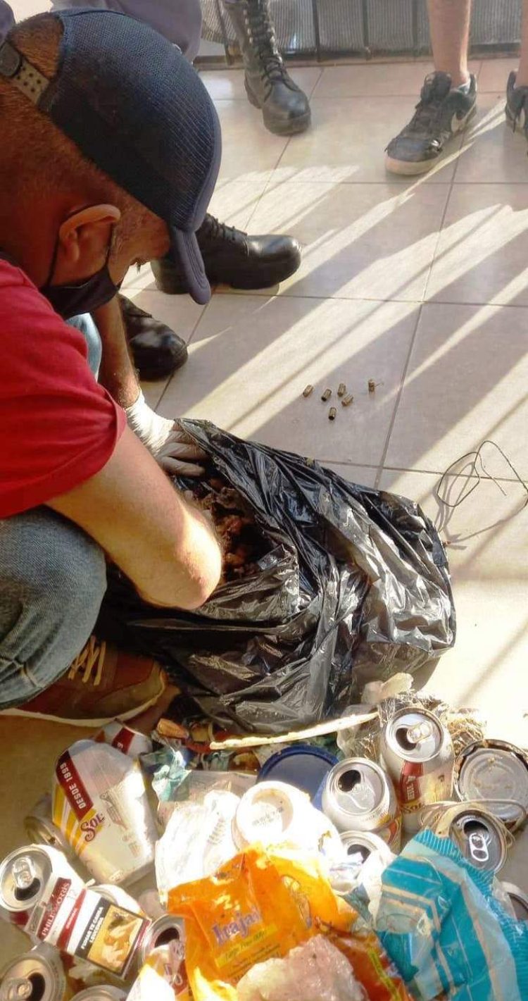 La Policía le secuestró el arma y detuvo a gendarme por efectuar tiros en complejo de alquileres