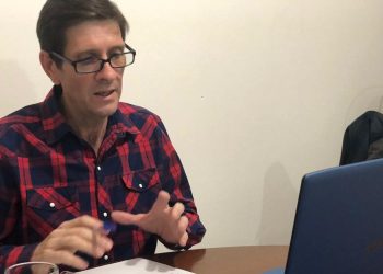 Piñeiro reclamó al IPV que entregue títulos de propiedad del barrio Guadalupe