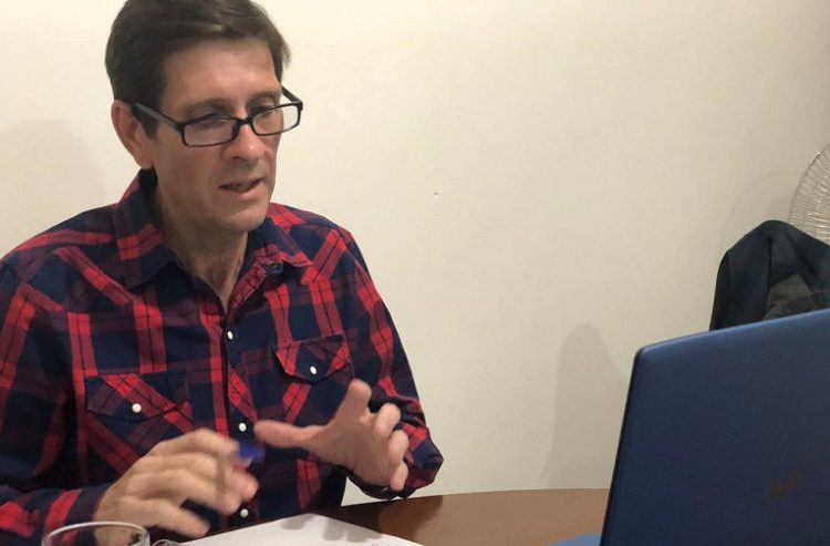 Piñeiro reclamó al IPV que entregue títulos de propiedad del barrio Guadalupe