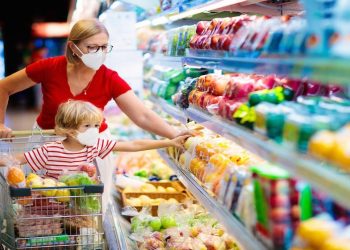 Argentina tiene el poder de compra más bajo de la región