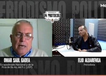 Duhalde está hablando con todos, entre ellos Gildo, «que es un amigo»