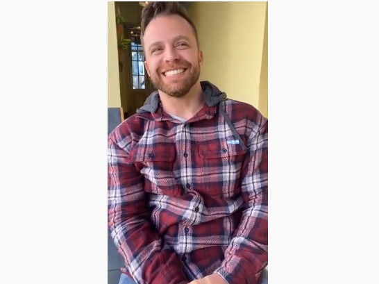 Dustin Luke, el viajero yanki que revolucionó las redes al llegar a Formosa