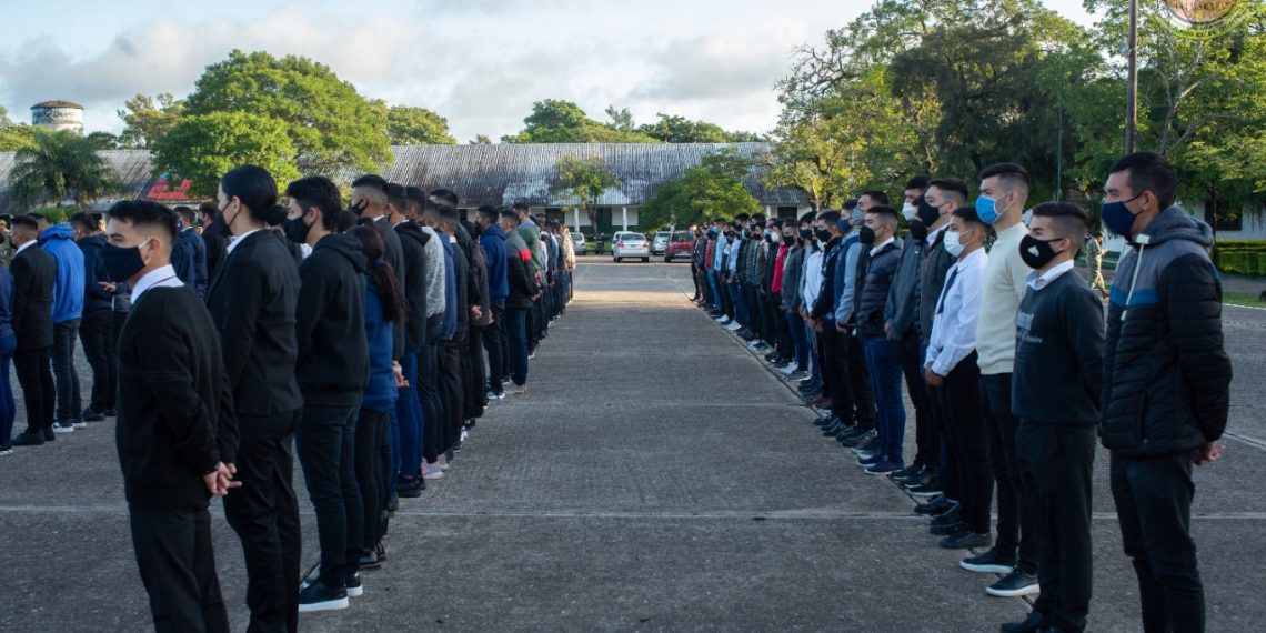 Ejército Argentino: 154 jóvenes partieron desde el RIMte 29 para someterse al curso de ingreso