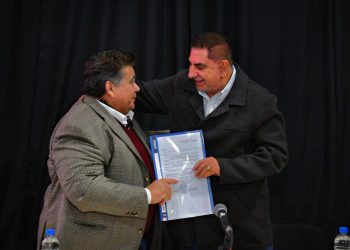 Jofré firmó convenio de cooperación con Mario Ishii, intendente de José C Paz