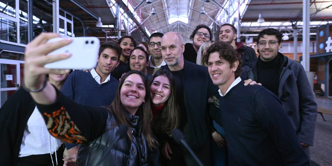 Rodríguez Larreta presentó un plan para que 10 mil jóvenes accedan al primer empleo