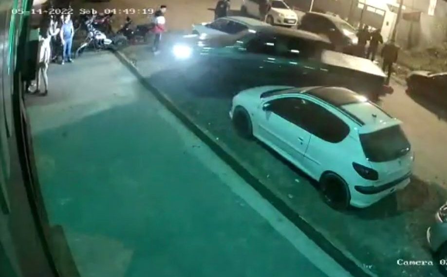 Beer Monkeys: padre e hijos dueños de la camioneta, acusados de intento de homicidio, están prófugos