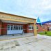 Es una joda? Curioso cartel de advertencia  para alumnos del Industrial que se masturban en el baño