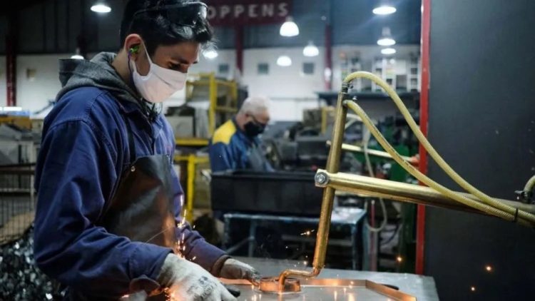 Fomentar Empleo: quiénes pueden cobrar hasta $25.000 por capacitarse para trabajar