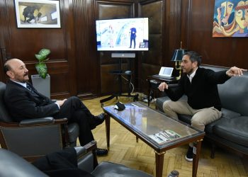 Cabandié recibió a Insfrán en Buenos Aires por una importante obra ambiental