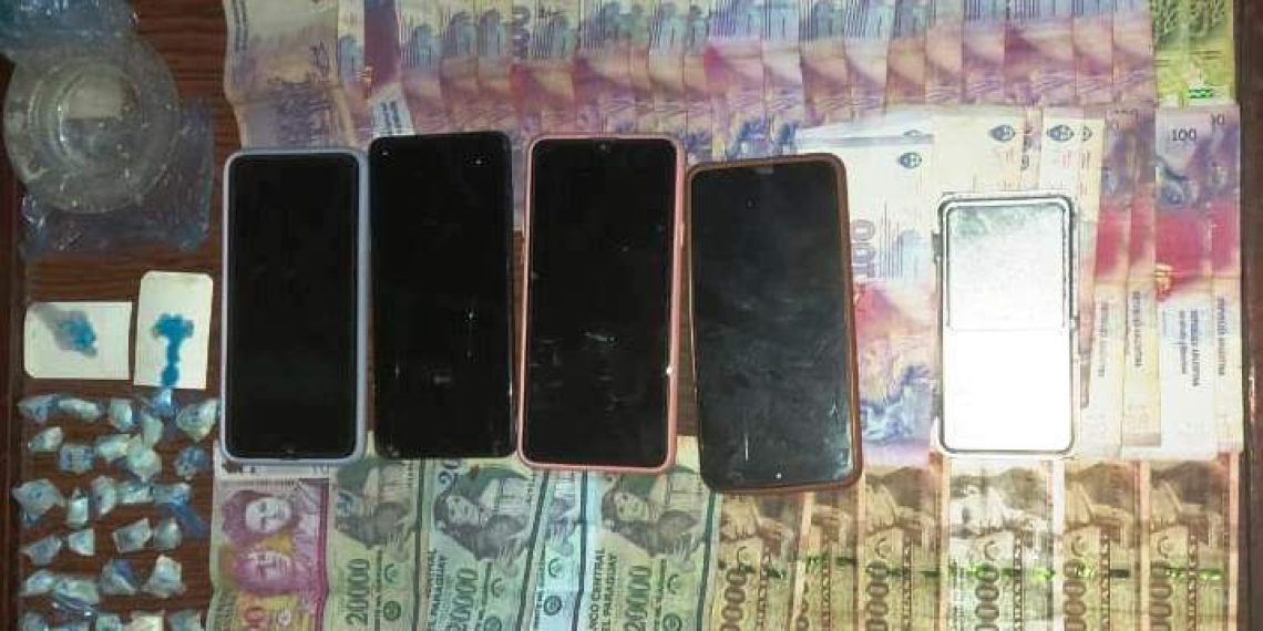 Llevaba contrabando, lo agarró la policía y perdió el auto, los cigarrillos y su libertad