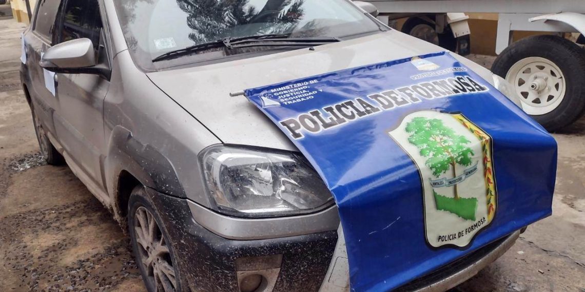 Robaron un auto en pleno centro y lo abandonaron en el barrio Emilio Tomás