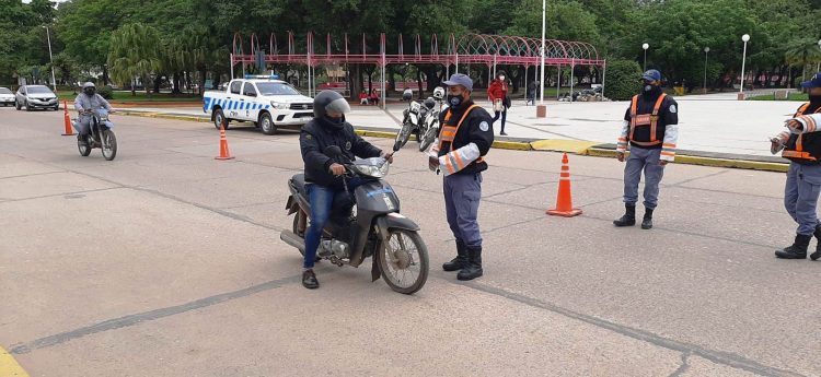 La Policía desplegó actividades de concientización por el día de la seguridad vial