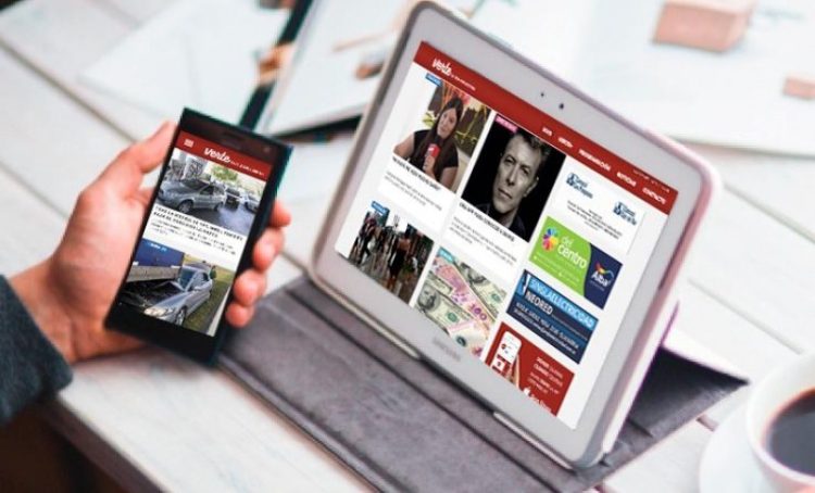 Por celular, gratis y con desconfianza: el consumo de noticias digitales en América Latina