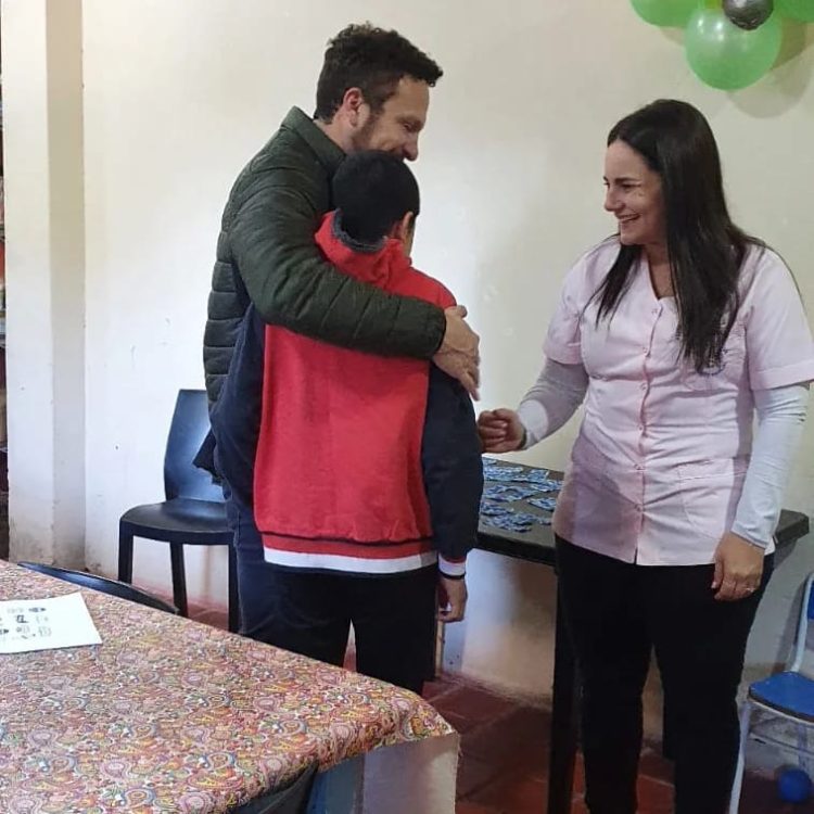 Marcelo Ocampo continúa con las donaciones a las fundaciones benéficas