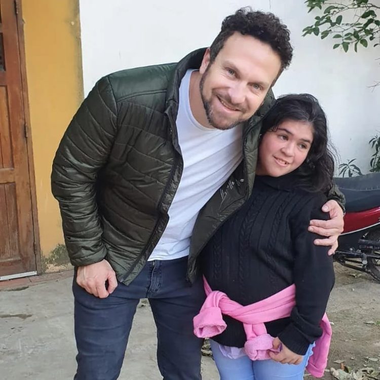 Marcelo Ocampo continúa con las donaciones a las fundaciones benéficas