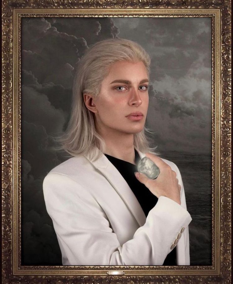 Formoseño gastó fortunas y viajó por el mundo para parecerse a un elfo