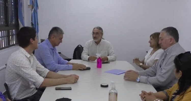 Brignole pidió a Basterra el dictado de tecnicaturas en El Colorado