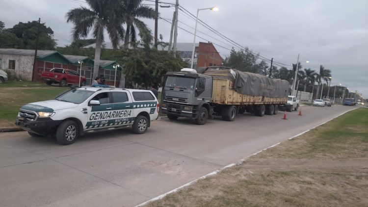 Duro golpe de Gendarmería al contrabando: más de $7 millones en mercadería incautada