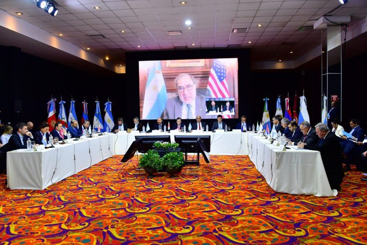 El gasoducto NEA-NOA es de “máxima prioridad” para el Norte Grande