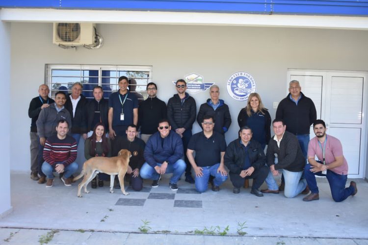 Se concretó una charla informativa y de actualización aeronáutica