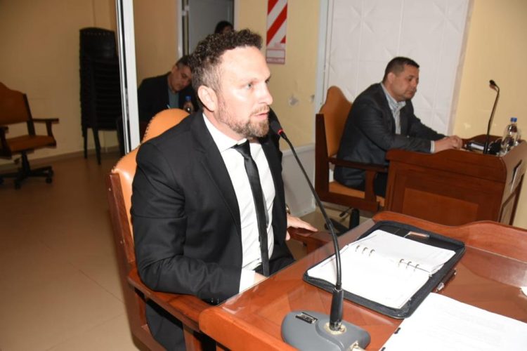 Ocampo: “Es hora que Insfrán y Jofré dejen de mirar al costado y otorguen un aumento salarial”