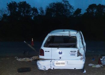 Falleció una mujer de 60 años por el despiste y vuelco de un auto sobre la RN 11