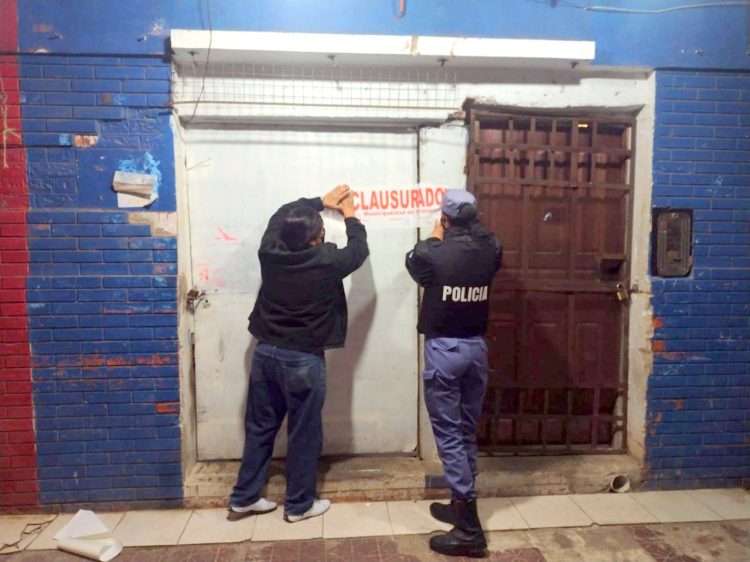 Motochorros asaltaron a una mujer de 70 años: fueron detenidos