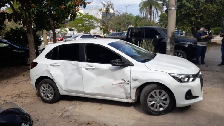 Encontraron el auto que chocó, huyó y dejó gravísimo a un joven