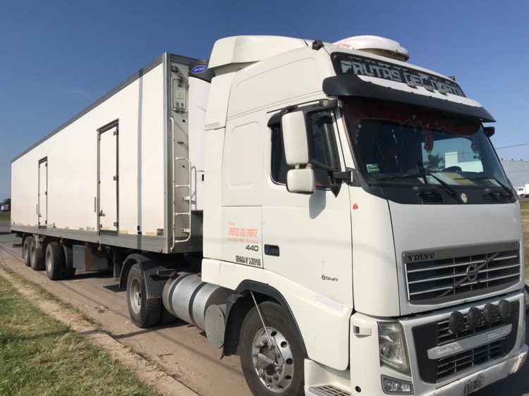 Camionero denunció que cuatro hombres le robaron $5 millones en plena ruta 11