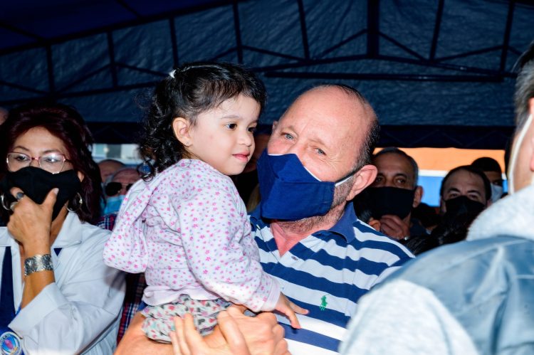 Gildo hizo anuncio obras, calificó de «depredadores» a la oposición, pero no mencionó ni a Cristina ni Alberto