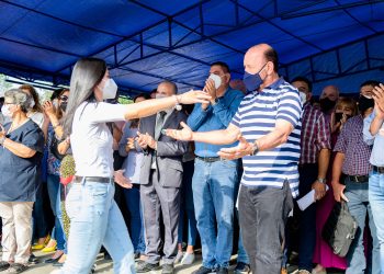 Gildo hizo anuncio obras, calificó de «depredadores» a la oposición, pero no mencionó ni a Cristina ni Alberto