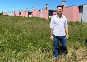 Ocampo culpó al Gobierno por la falta de entrega de módulos a familias carenciadas