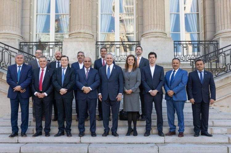 Gildo Insfrán inició gira por EEUU con Wado de Pedro