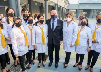 El Gobierno Provincial titularizó a 225 docentes y superó los 4400 en los últimos años