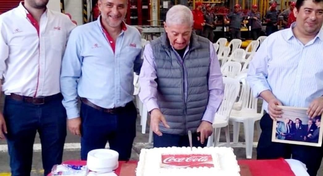 En el cumpleaños de Coca Cola, ahora en manos mexicanas, agasajaron a Amado Yege