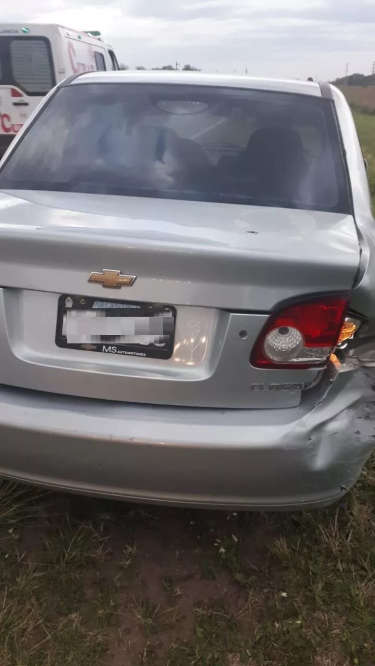 El juez penal de Clorinda Julio Mauriño chocó con su auto en Chaco aunque salió ileso