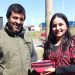 Encontró una riñonera con dinero y documentaciones y se la devolvió a la dueña