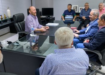 Insfrán con la conducción de La Bancaria nacional: “dialogamos de los desafíos que plantean en el contexto actual”