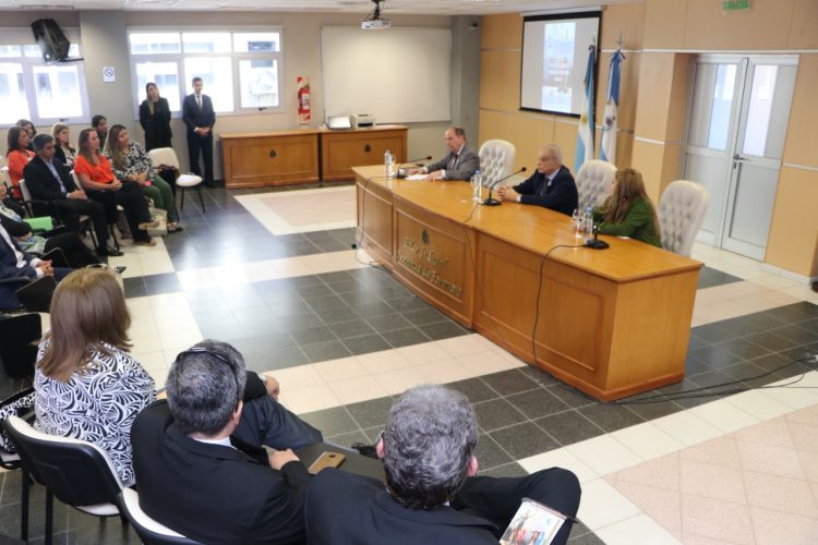 JuFeJus: Comenzó a deliberar el VI Foro de directores y responsables de Bibliotecas de los Poderes Judiciales