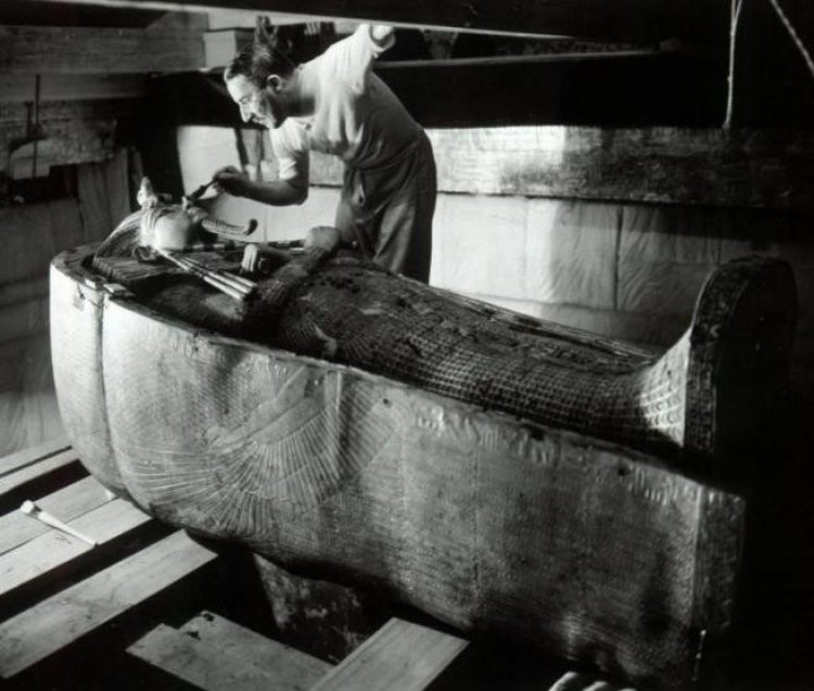 A 100 años del hallazgo Tutankamón, la historia del formoseño que estudia la tumba