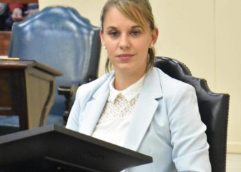 Carla Zaiser pidió que Basterra respete el Estatuto Docente