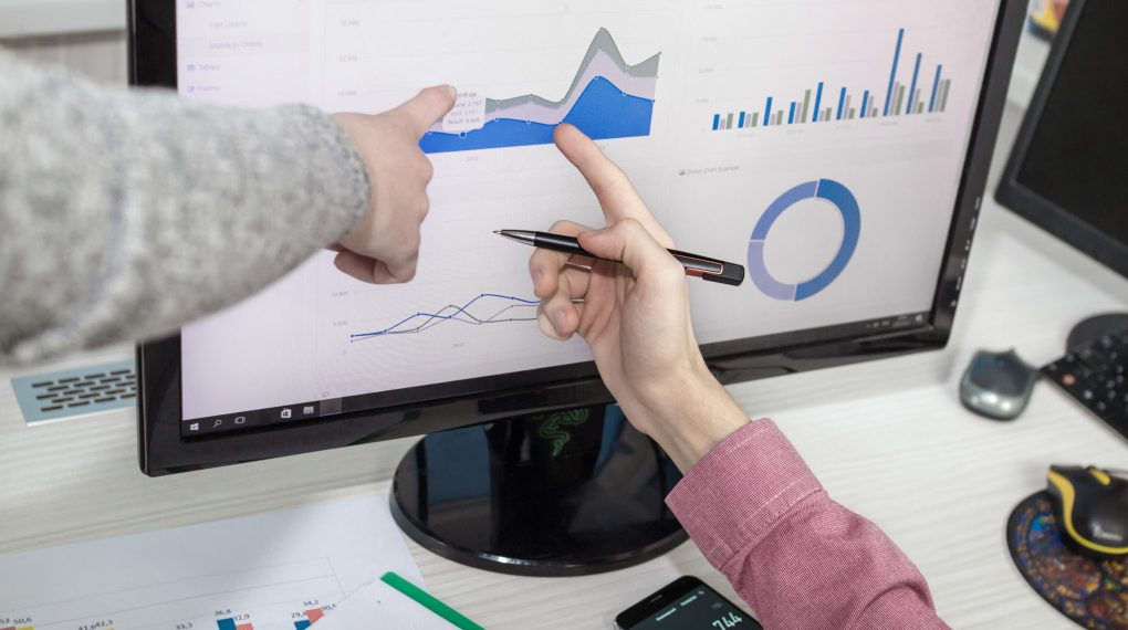 Todo lo que necesitas saber sobre los sistemas de capacitación en Crehana